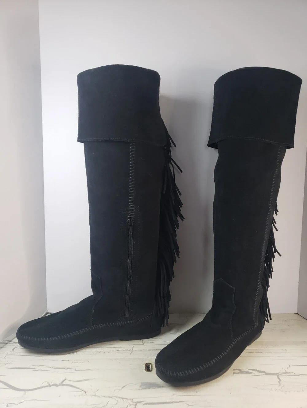 Minnetonka Genuine Suede Leather Over the Knee Boots w/ Fringe - Women's size 10